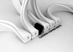 卡利亚里队长破门得分，带领球队胜利