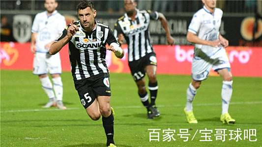 尼斯在客场逆转战胜昂热,保持胜率 尼斯在客场逆转战胜昂热,保持胜率