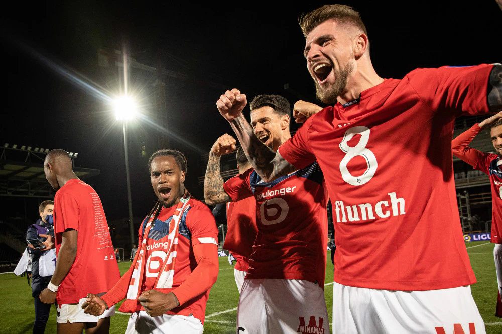 包含最热:布拉格斯拉维亚神勇晋级,欧冠半决赛!的词条 包含最热:布拉格斯拉维亚神勇晋级,欧冠半决赛!的词条