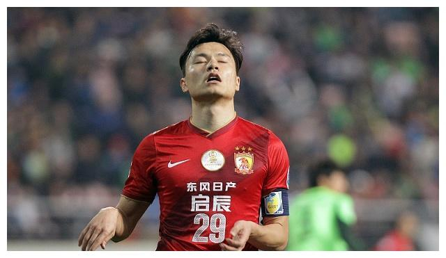 aoa体育新闻-天津泰达豪取三分，晋级中超积分榜前列的简单介绍