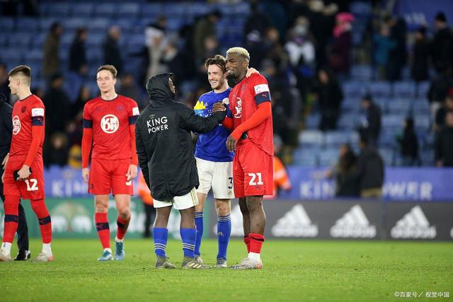 aoa体育新闻-不伦瑞克主场失利，暂时排名下滑的简单介绍