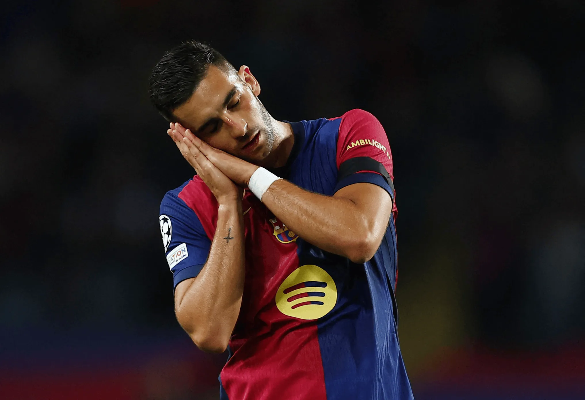 西班牙选手意外受伤,赛事陷入波折的简单介绍 西班牙选手意外受伤,赛事陷入波折的简单介绍