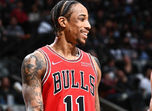 公牛完胜老鹰,波蒂斯助攻数刷屏的简单介绍 公牛完胜老鹰,波蒂斯助攻数刷屏的简单介绍