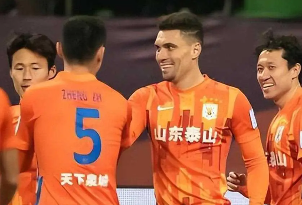 鲁能客场击败上港，保级之路渐入佳境的简单介绍