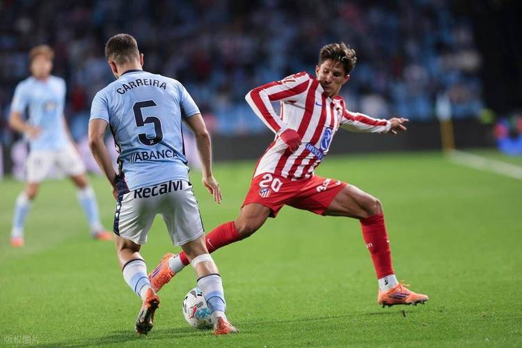 包含雷恩奥利进球梅开二度，助塞尔塔取胜的词条