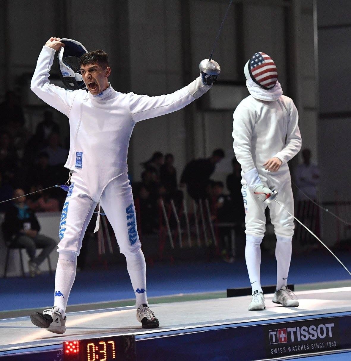 星光熠熠!击剑选手闪耀赛场的简单介绍 星光熠熠!击剑选手闪耀赛场的简单介绍